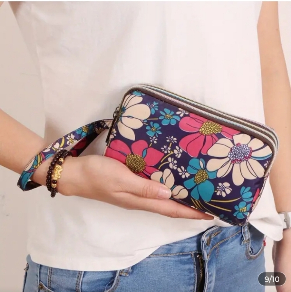 Floral Multi-Functional Wristlet - Picture 7 of 7